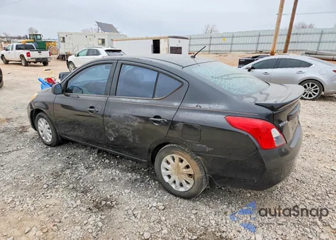 2013 Nissan Versa S z USA, uszkodzony, nr VIN 3N1CN7AP4DL853631